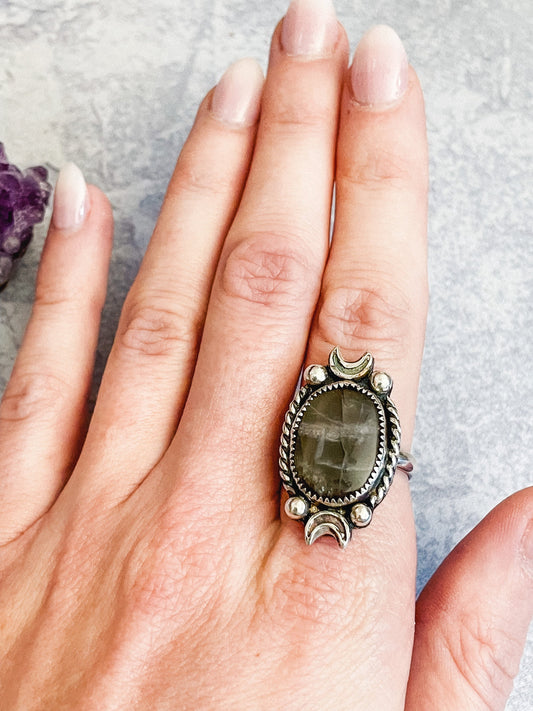 Black Moonstone Sterling Silver Ring Size 7 1/2